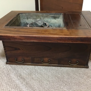 関西型火鉢(囲炉裏テーブル) 引き出し付 民芸 小道具 暖房