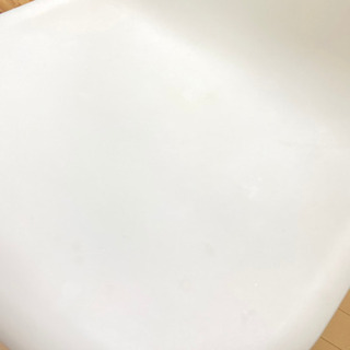 イームズチェアの画像