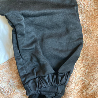 新品　パーカーの画像