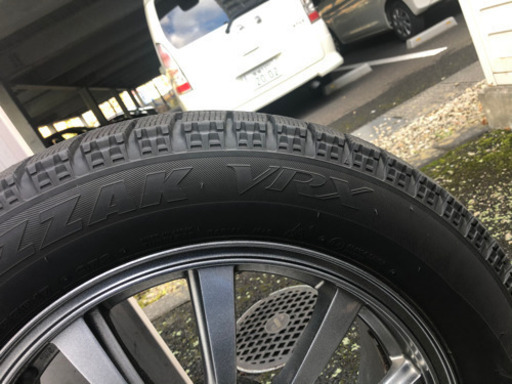 トヨタ ヴェルファイア使用スタッドレスタイヤ、ホイール付4本