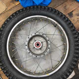 バイクのスポーク張替えを行います！現在、１〜2週間ほどかかりますm(._.)mの画像