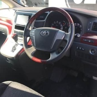 大型ミニバンで何が欲しい？と聞くとこのクルマを答える人が多いんですの画像