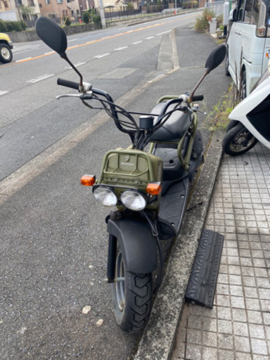 【見逃せない❗️走行距離激少ズーマー❗️】全て込みで10万円　値引き交渉OK