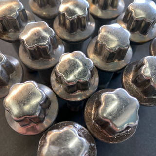 純正ホイールボルト ベンツ 20本セットの画像