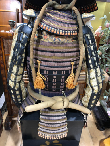 オススメ‼︎   目玉商品　甲冑　飾り　置物　武士　現品限り
