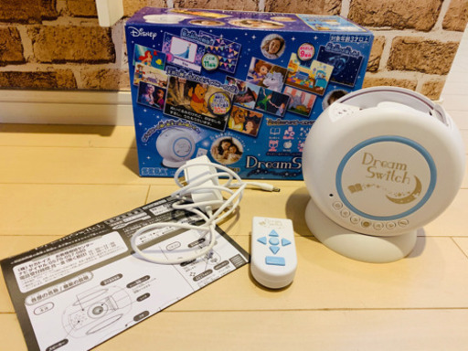 【値下げしました！早いもの勝ち！】ディズニー＆ディズニー／ピクサーキャラクターズ Dream Switch ドリームスイッチ　プロジェクター