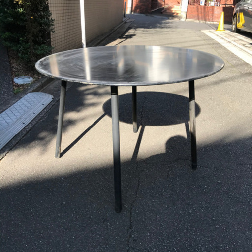 ガラス丸テーブル（黒）