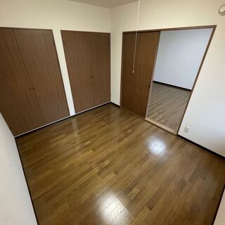 38000円→36000円に家賃値下げします！（何年お住まいになられてもそのままでＯＫ）！その上入居時は完全0円でお引越し可能にします！！入居月の家賃はフリーレント相談可☆家主直☆新篠津村アパート大家です☆初期費用完全0円☆ジモティー限定・期間限定☆お引越し応援プラン登場☆ - 賃貸（マンション/一戸建て）