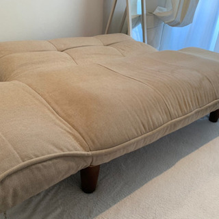 ソファベッド(しみアリ)の画像