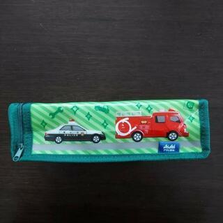 トミカ　ペットボトル入れ