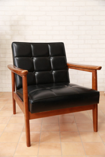 カリモク　一人掛け　ソファ　レトロ　黒