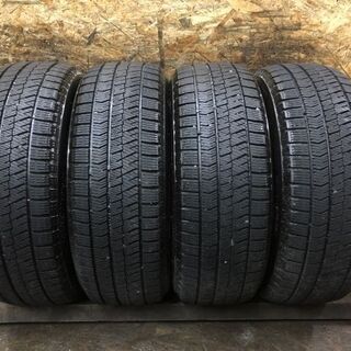 BS BLIZZAK VRX2 215/60R16 16インチ スタッドレス 4本 2018年製 エスティマ クラウンロイヤル マークX等　(VTY182) クレジットカード QR決済可能