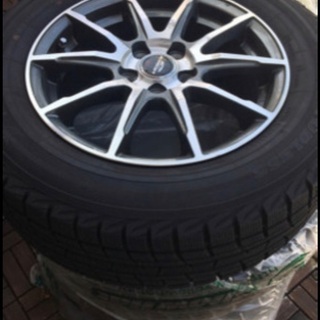 プリウス　YOKOHAMAスタッドレスタイヤホイール4本セット  15年製　の画像