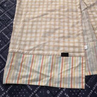 授乳用ケープ★ベージュチェック柄★美品の画像