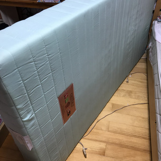 脚付きマットレスベッド☆シングル