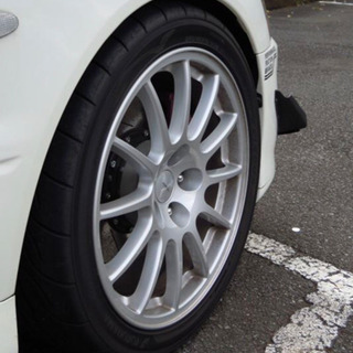 終了致しました。スタッドレス17インチ235/45/17値下げ❗️