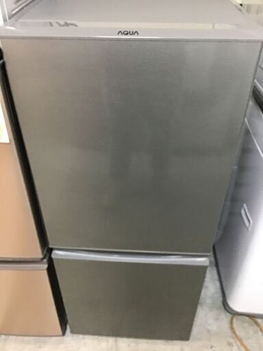 【送料無料・設置無料サービス有り】冷蔵庫 2020年製 AQUA AQR-13J 中古
