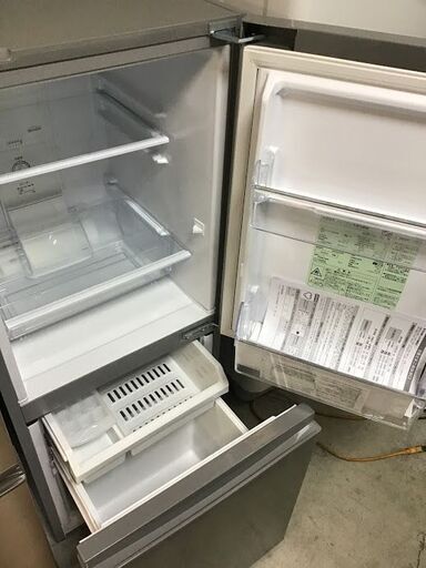 【送料無料・設置無料サービス有り】冷蔵庫 2020年製 AQUA AQR-13J 中古