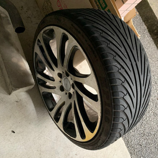 タイヤホイールセット一個