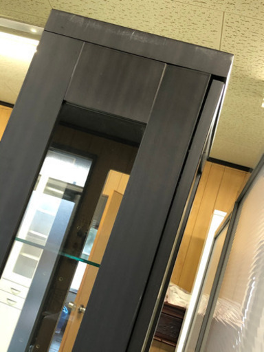 ライト付き ガラスのコレクションラック 収納棚　木村商事 コレクションボード 飾り棚
