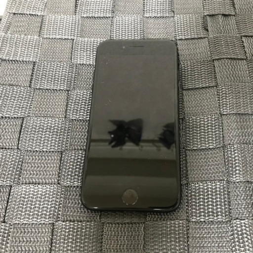 iPhone 7 アイフォン 人気のマットブラック