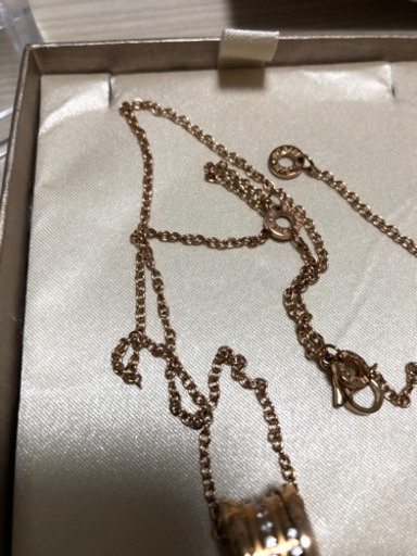 BVLGARIビーゼロワンネックレス