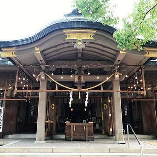 神社で瞑想会＆ヨガ　大阪高津宮