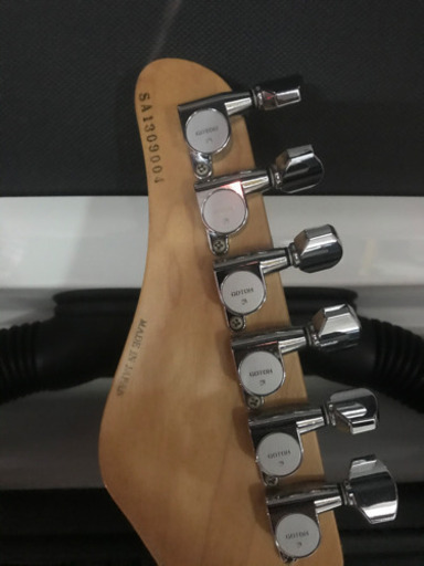 schecter nv-3-24-al  see thru Blue