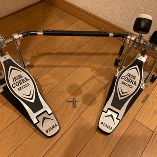 バスドラム用ツインペダル TAMA IRONCOBRA200