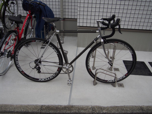 アルミラグカーボンロードバイク　カワムラ　クロモリ好きに　ホリゾンタル