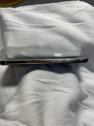 iPhone X Silver 64 GB docomo