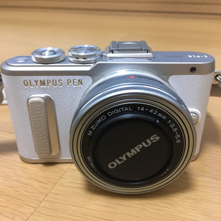 美品【配送可】OLYMPUS PEN E-PL8 ホワイト ミラーレス一眼レフ