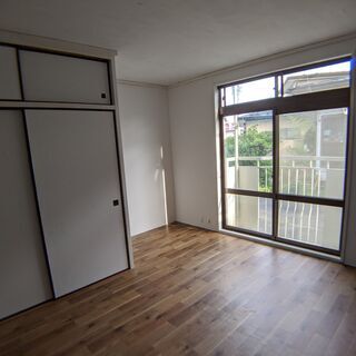 203号室 27,000円(^^) 敷金礼金仲介料０円、花巻イト...