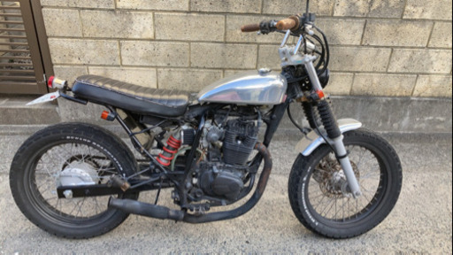 FTRカスタム　自賠責令4年 ４月まで