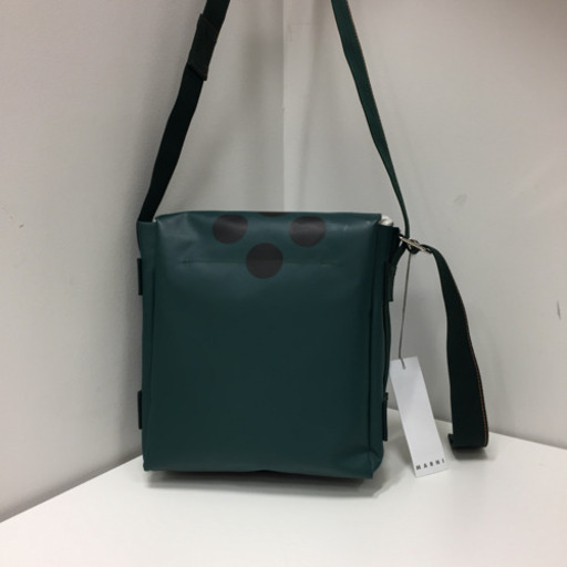 MARNI 新品 ショルダーバック(グリーン)