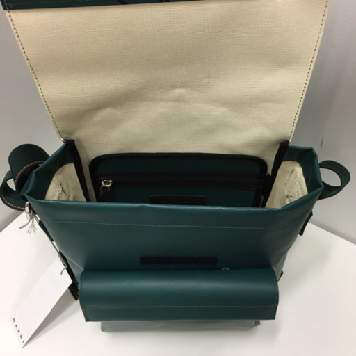 MARNI 新品 ショルダーバック(グリーン)