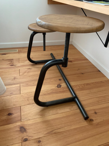 カウンターチェアー