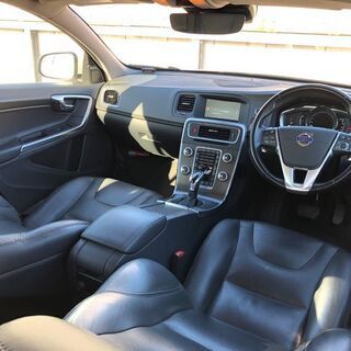 ご成約を頂き 有難うございました ボルボV60 T5SE！の画像