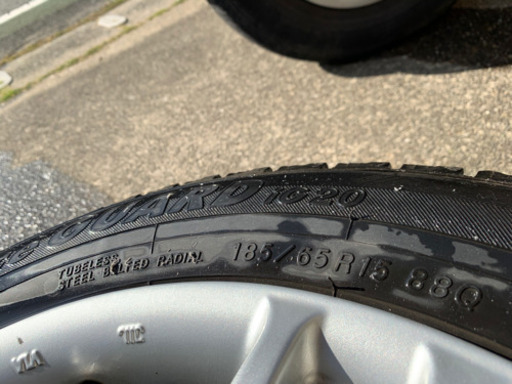 スタッドレスタイヤ