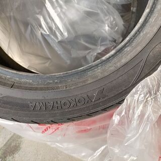 215/50R17 YOKOHAMA2本ブリジストン2本　サマータイヤの画像