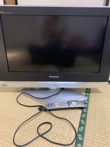 WIDE26V型 地上・ＢＳ・１１０度ＣＳデジタルハイビジョン液晶テレビ TH-26LX500