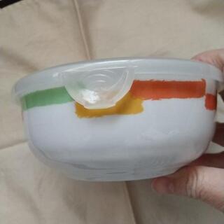 蓋付き陶器の小鉢(中鉢)の画像