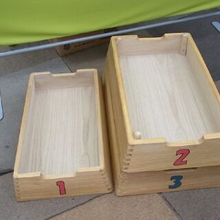 キャピック 跳び箱型 収納ボックス 3段 木製 おもちゃ箱 衣装箱 子ども用 インテリア CAPIC 札幌 東区の画像