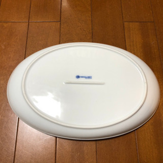 白い大皿　2枚の画像