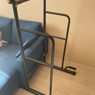 ぶら下がり健康器　チンニングマシンの画像