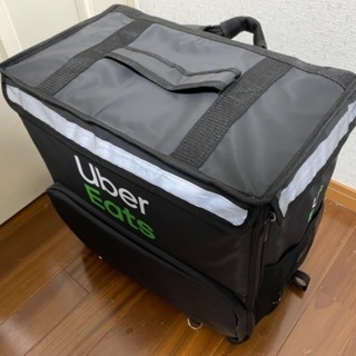 ウーバーイーツ 配達バッグ+ダイソー保冷バッグの画像
