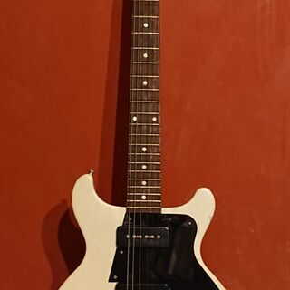 Gibson　ギブソン　ダブルカッタウェイ　エレキギター　売ります