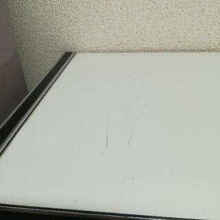 【お譲り先決まりました】差し上げます！レトロな白い食器棚の画像