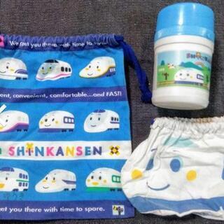 男の子　新幹線　リュック　水筒　シート　弁当箱　巾着　コートフック 10点セットの画像