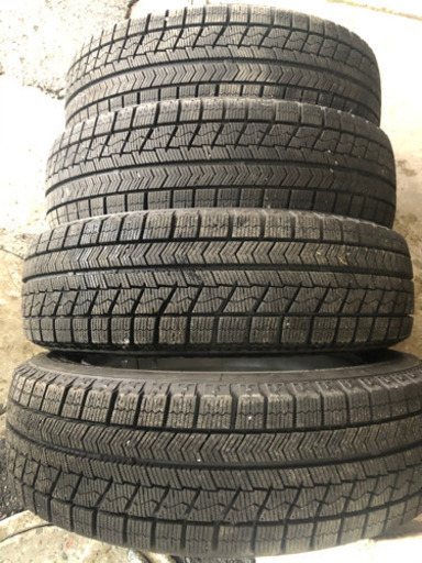 お値下げしました！バリ溝‼︎  ほぼ10〜9.5分目　BSスタッドレスVRX14インチ(ホイール付) 美品